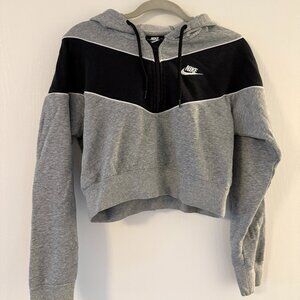 Nike Cropped Quarter Zip Hoodie Size Small